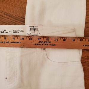 Women's white jeans.